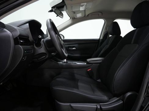 Used 2024 Nissan Sentra SV image 12