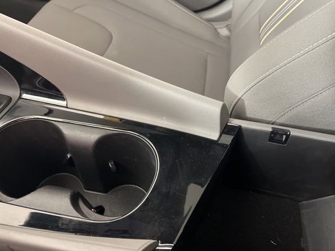 Used 2025 Hyundai Elantra SEL image 33