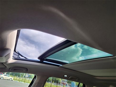 New 2026 Volkswagen Atlas SEL Premium R-Line image 24