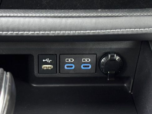 Used 2022 Toyota Highlander LE image 16