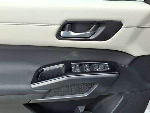 New 2026 Nissan Pathfinder SL AWD/4WD image 5