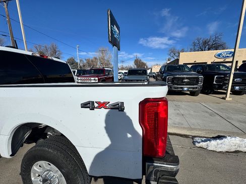 Used 2024 Ford F250 XLT image 9