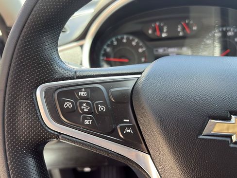 Used 2023 Chevrolet Malibu LT FWD image 21