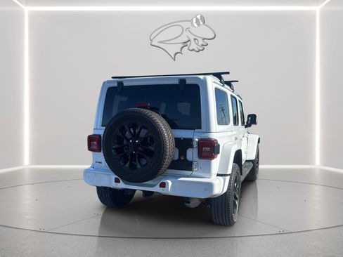 Used 2022 Jeep Wrangler Unlimited Sahara image 7