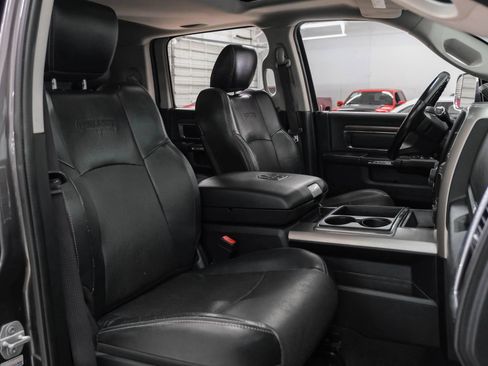 Used 2015 RAM 3500 Laramie w/ Cold Weather Group AWD/4WD image 34