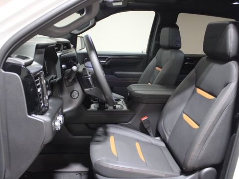 New 2026 GMC Sierra 1500 AT4 w/ Technology Package AWD/4WD image 20