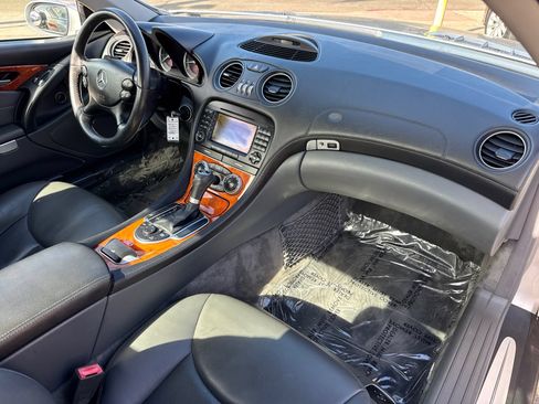 Used 2005 Mercedes-Benz SL 500 image 12