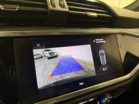 Used 2020 Audi Q3 2.0T Premium AWD/4WD image 23