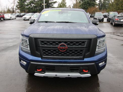 Used 2024 Nissan Titan PRO-4X w/ Pro-4x Convenience Package image 9