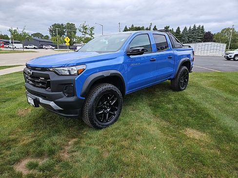 New 2025 Chevrolet Colorado Trail Boss w/ Midnight Edition AWD/4WD image 34