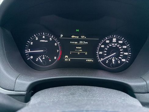 Used 2019 Genesis G80 3.3T Sport image 11