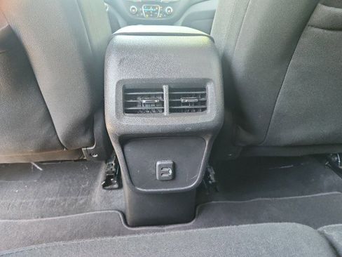 Used 2019 Chevrolet Equinox LT FWD image 35