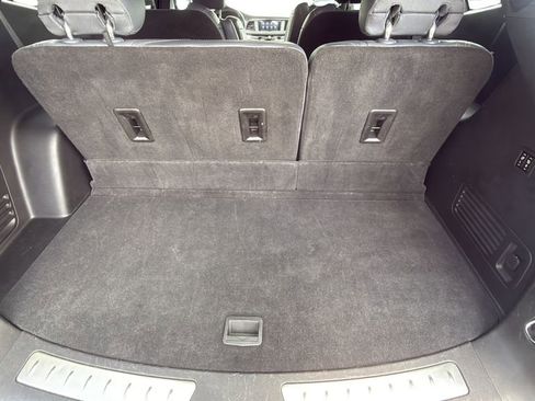 Used 2024 Buick Enclave Premium FWD image 16