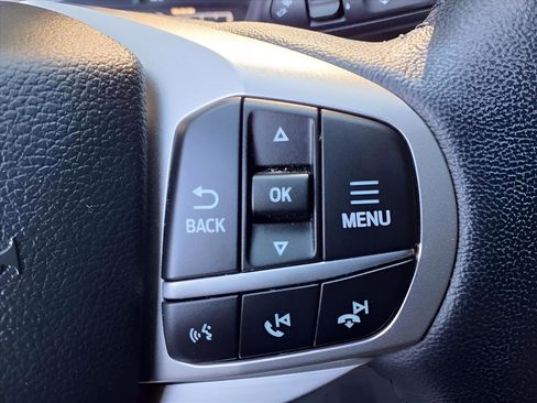 Used 2022 Ford Explorer XLT w/ Equipment Group 202A image 24