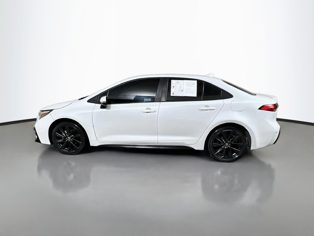 Used 2024 Toyota Corolla SE FWD image 4