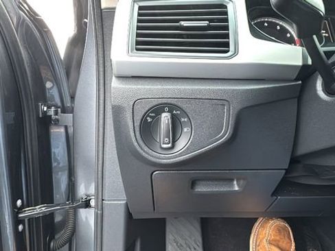 Used 2021 Volkswagen Atlas SE image 13