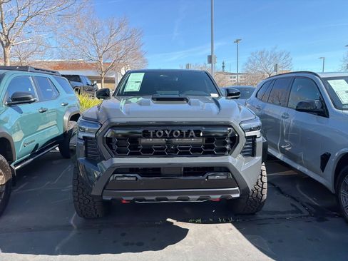 Used 2025 Toyota Tacoma TRD Pro image 2