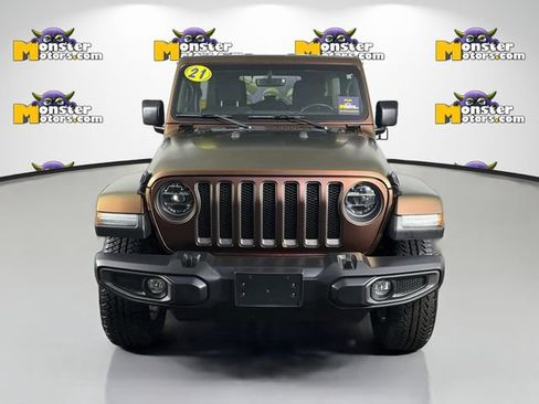 Used 2021 Jeep Wrangler Unlimited Sahara AWD/4WD image 2