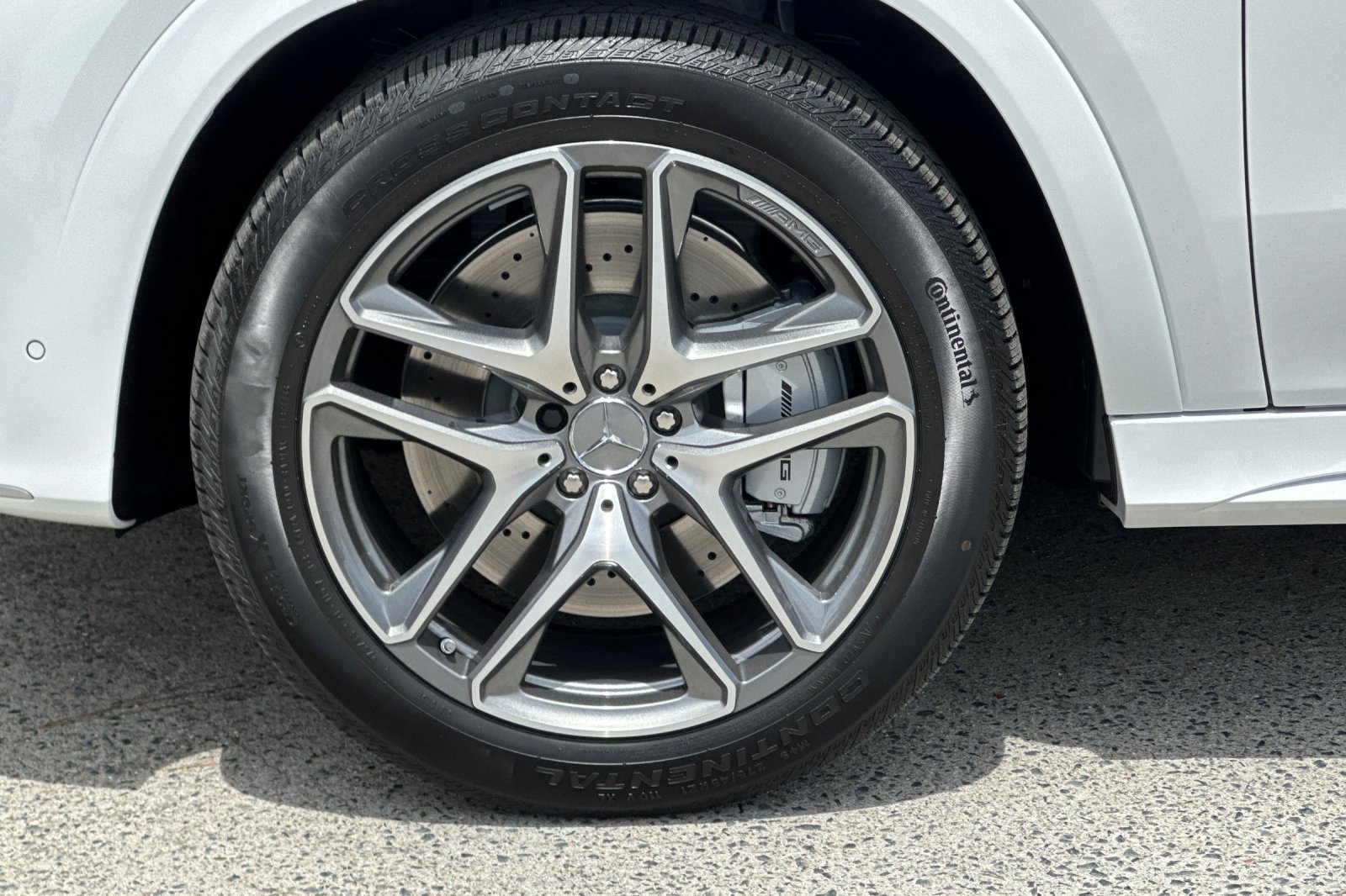 New 2026 Mercedes-Benz GLE 53 AMG 4MATIC Coupe image 26