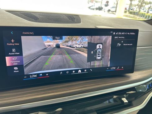 Used 2024 BMW X7 xDrive40i w/ Executive Package image 9