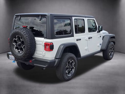 Used 2021 Jeep Wrangler Unlimited Rubicon 4xe w/ Safety Group AWD/4WD image 6