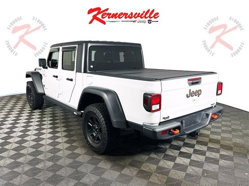 Used 2023 Jeep Gladiator Mojave w/ Cold Weather Group image 5
