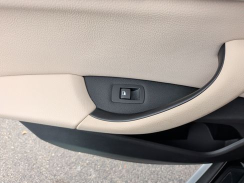 Used 2021 BMW X1 sDrive28i image 34