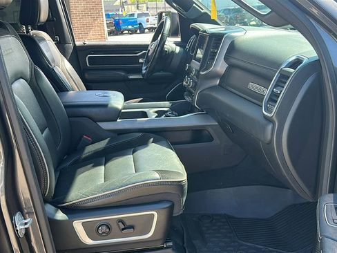 Used 2020 RAM 1500 Laramie w/ Sport Appearance Package AWD/4WD image 32