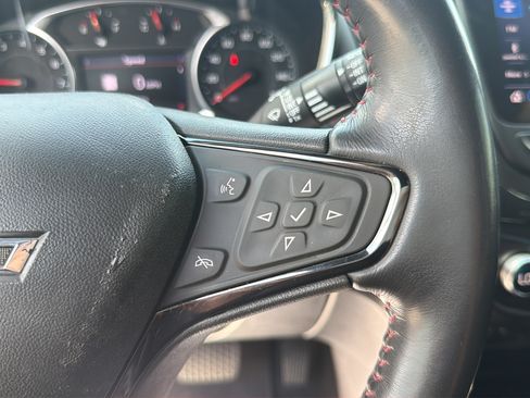 Used 2022 Chevrolet Equinox RS w/ RS Leather Package FWD image 37