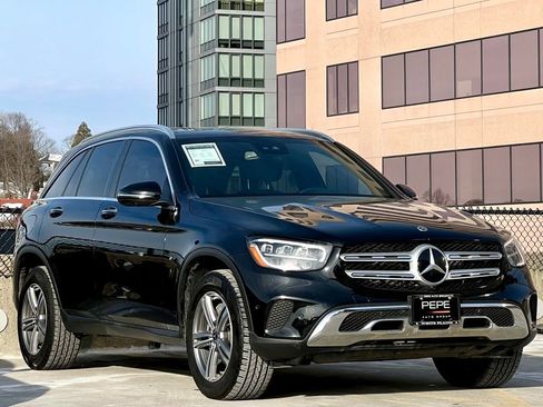 Certified 2022 Mercedes-Benz GLC 300 4MATIC image 1