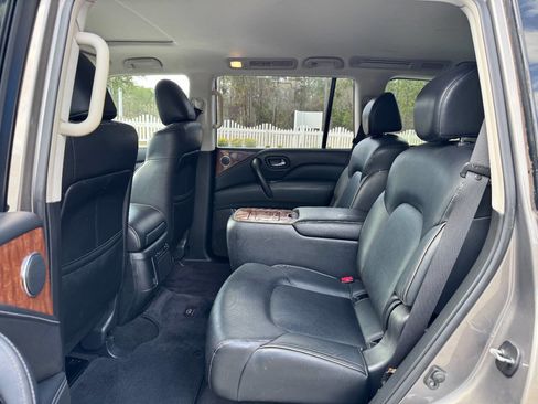 Used 2019 INFINITI QX80 Luxe image 12