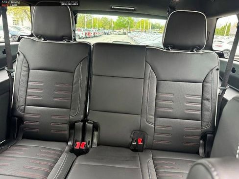 New 2026 GMC Yukon XL AT4 Ultimate w/ LPO, Floor Liner Package AWD/4WD image 16