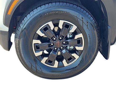 Used 2023 Nissan Frontier Pro-X w/ Pro Convenience Package RWD image 30