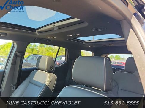 Used 2023 Chevrolet Traverse Premier w/ Redline Edition AWD/4WD image 25