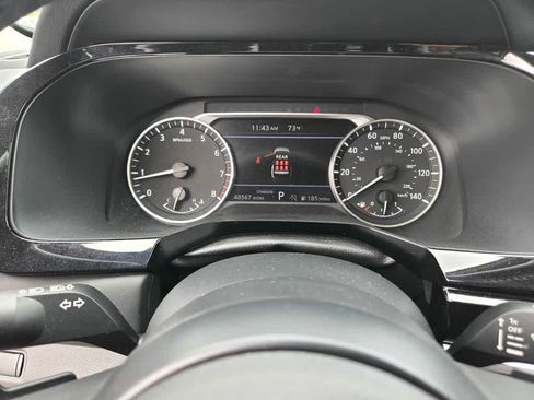 Used 2024 Nissan Pathfinder SV FWD image 16