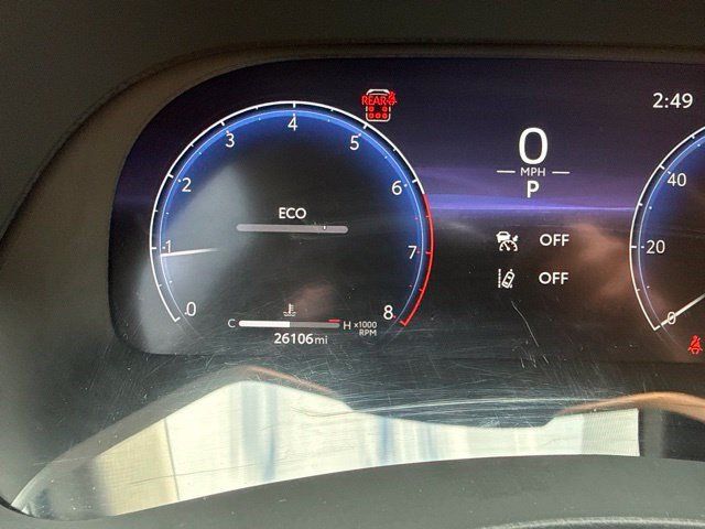 Used 2023 Toyota Highlander Limited FWD image 11