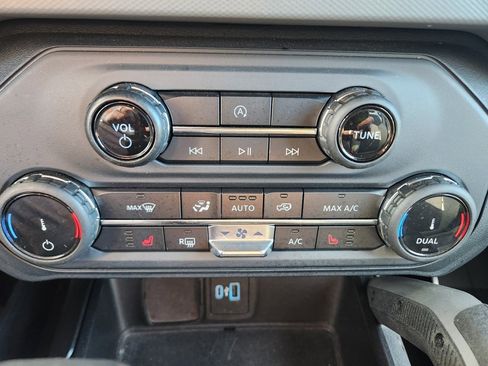 Used 2022 Ford Bronco Big Bend image 21