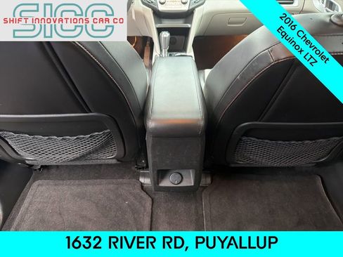 Used 2016 Chevrolet Equinox LTZ w/ Enhanced Convenience Package image 24