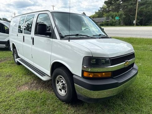 Used 2025 Chevrolet Express 2500 w/ Driver Convenience Package RWD image 1