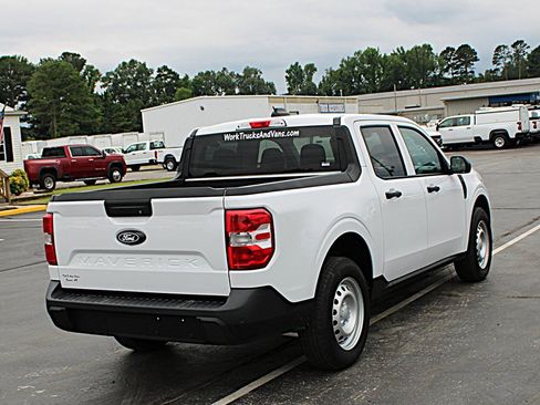 Used 2025 Ford Maverick XL w/ Equipment Group 102A AWD/4WD image 5