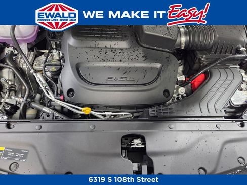 New 2026 Chrysler Pacifica Limited w/ S Appearance Package image 25