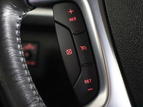 Used 2016 GMC Acadia SLE image 33