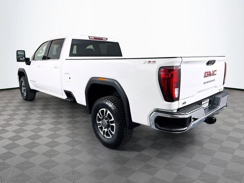 Used 2023 GMC Sierra 3500 SLE w/ SLE Convenience Package AWD/4WD image 5