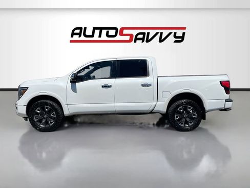Used 2023 Nissan Titan Platinum Reserve w/ Moonroof Package AWD/4WD image 4