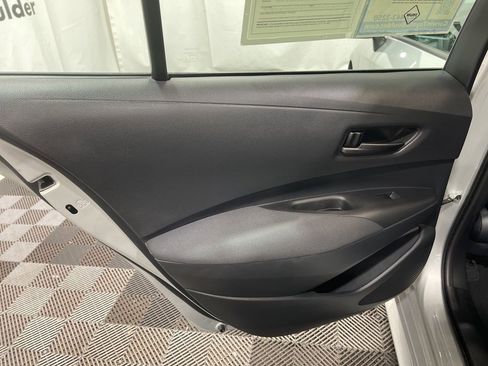 Used 2023 Toyota Corolla LE image 17