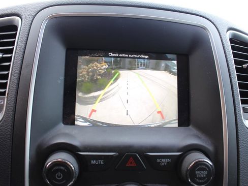 Used 2020 Dodge Durango SXT image 22