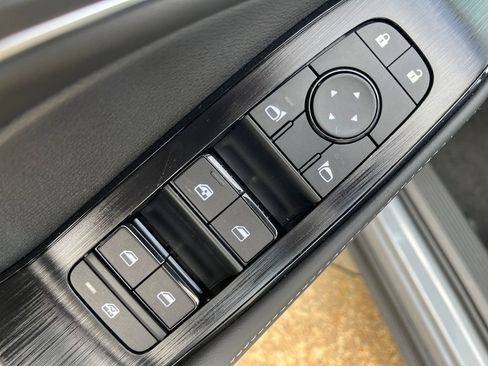 New 2026 Nissan Rogue Platinum AWD/4WD image 12