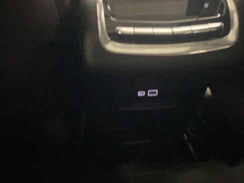 Used 2020 Cadillac XT6 Premium Luxury FWD image 30