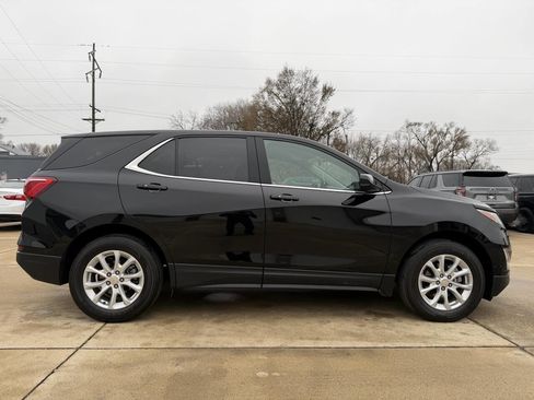 Used 2019 Chevrolet Equinox LT image 3
