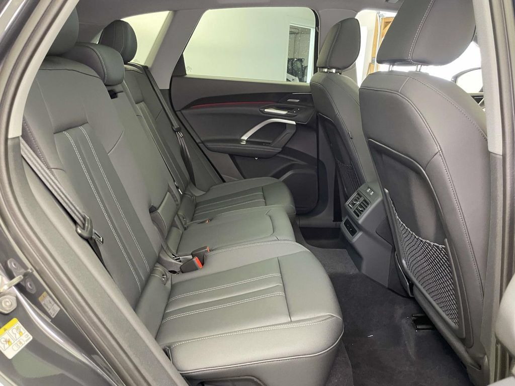 New 2026 Audi Q5 Premium Plus AWD/4WD image 22